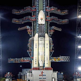 https://indiantelevision.com/sites/default/files/styles/340x340/public/images/tv-images/2020/01/16/isro.jpg?itok=MTLzKhkN
